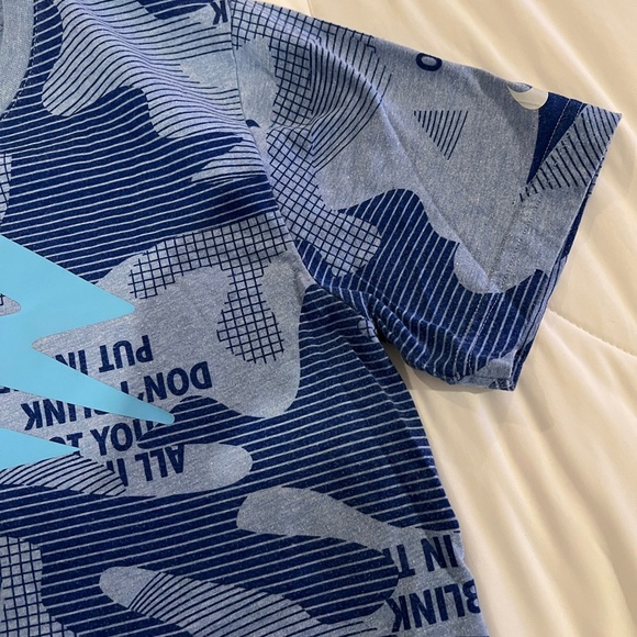 Nike Boys Youth Large Camo Tee - Picture 4 of 5